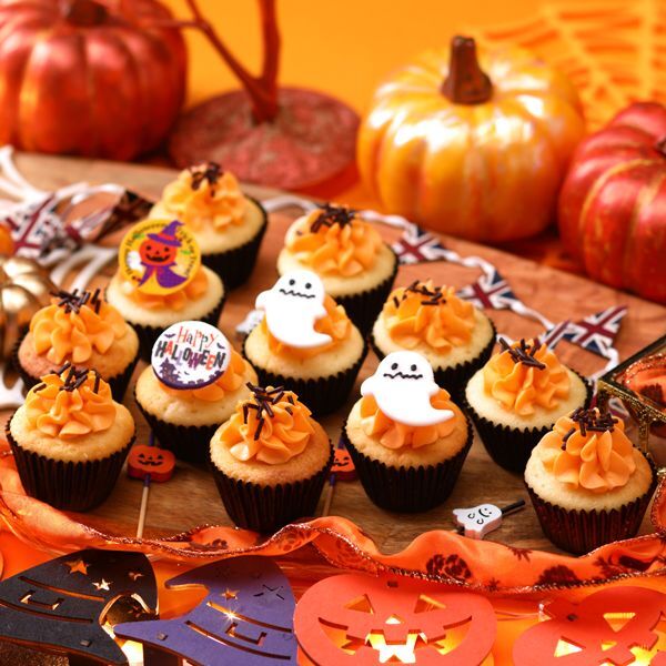 Photo1: 👻 Mini orange Halloween Box (12 pieces) (Delivered from October). (1)